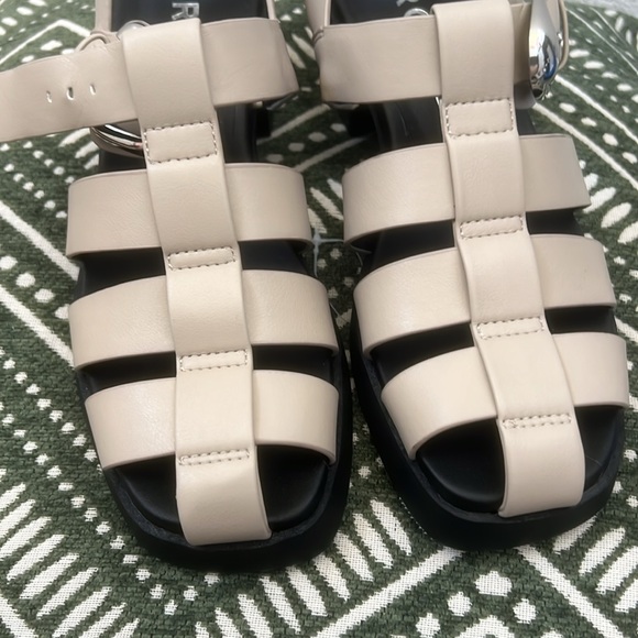 Aerosoles Women's Sport Strapped Sandals - Picture 12 of 12